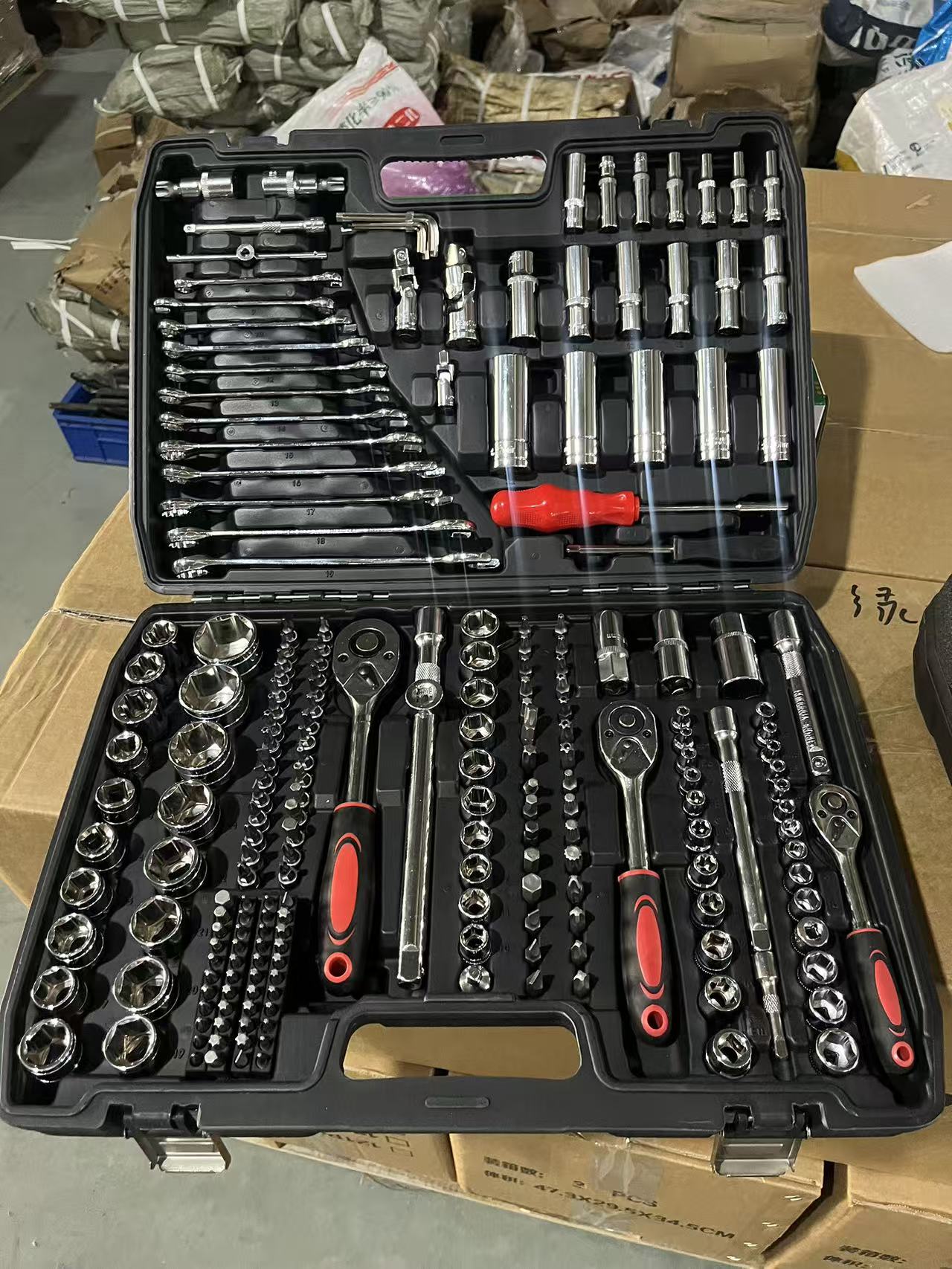 Gardening Tools Diy - 216-teiliges DIY Auto-Reparatur-Werkzeugset Handkraftbetriebener Ratschenschlüsselsatz OEM